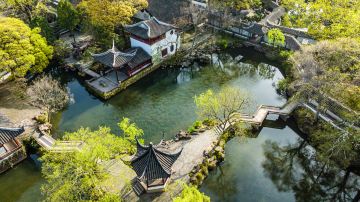 杭州西湖风景名胜区+千岛湖景区+普陀山风景区+乌镇乌镇西栅景区+苏州拙政园+上海东方明珠8日7晚跟团游