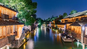 南京+苏州+无锡+周庄+乌镇+杭州+普陀山+横店影视城+千岛湖13日12晚跟团游