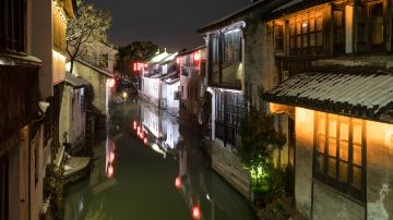 杭州+普陀山+横店影视城+千岛湖+乌镇+苏州+周庄+南京11日10晚跟团游
