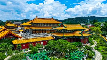 上海+杭州+普陀山+横店影视城+千岛湖+乌镇+苏州+周庄+无锡+扬州14日13晚跟团游