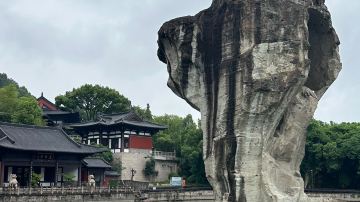 杭州+绍兴+台州天台山景区+神仙居+临海台州府城墙9日8晚私家团